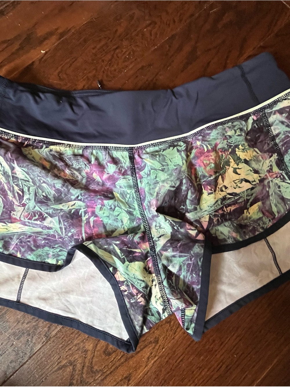 lululemon athletica Multicolor Abstract Print Shorts with Navy Waistband